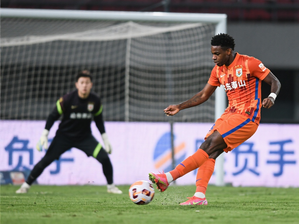 涵盖了五人 涵盖了五人