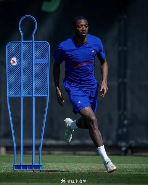 记者:佩德里登贝莱没参加今日训练 将缺席国家德比 记者:佩德里登贝莱没参加今日训练 将缺席国家德比